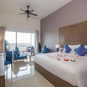 Grand Deluxe Double Room